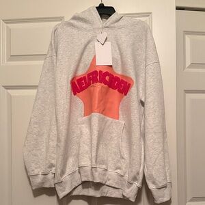 NWT Aelfric Eden Gray Hoodie with Pink Star Design size Large